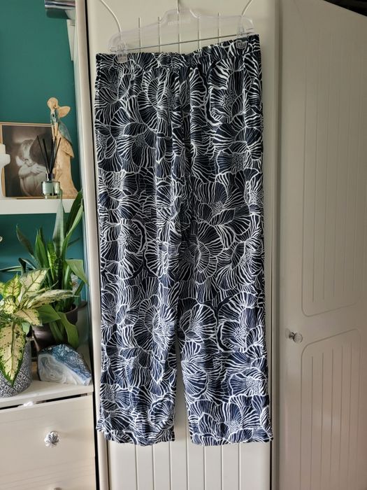 Spodnie letnie szerokie M/L Yessica