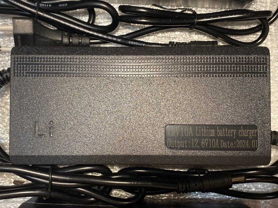 Зарядка 12.6в 10А,  "Нова ера джерел енергії",на різні напруги.ФОП