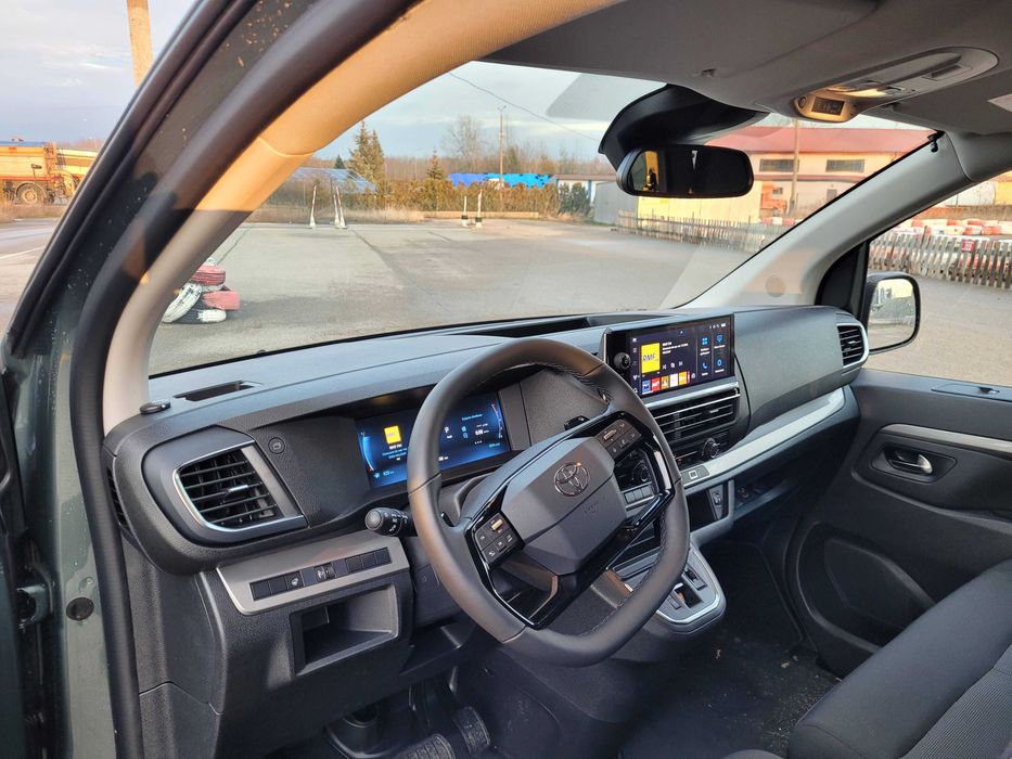 Wynajem BUS 9 OSOBOWY NOWY !!!