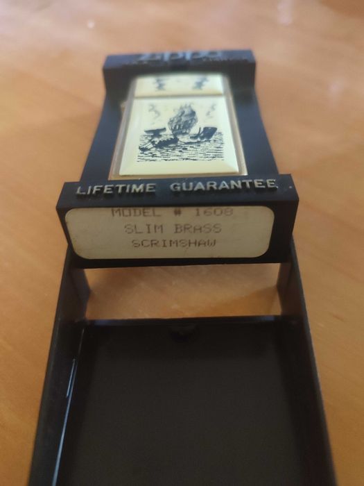 ZIPPO como novos