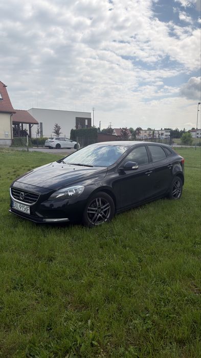 Volvo v40 D2 2014