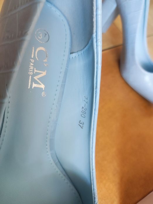 Buty czółenka nowe rozmiar 37