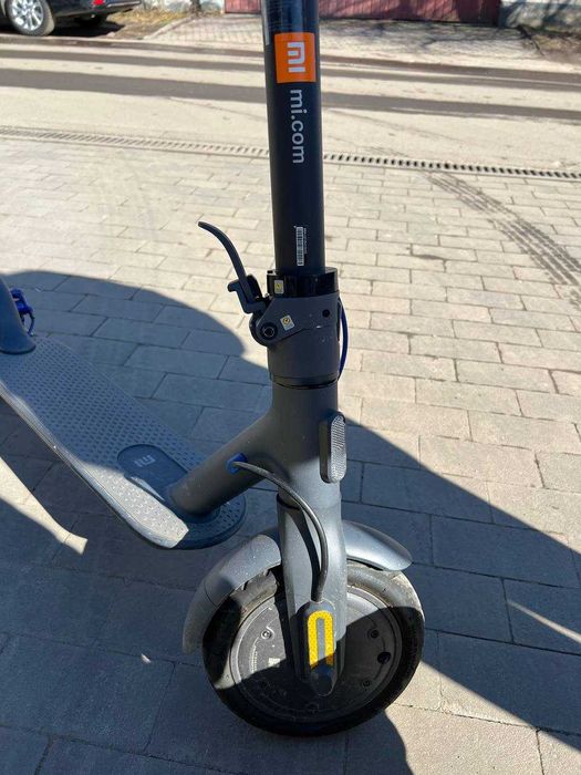 Електросамокат Xiaomi Mi Electric Scooter 3