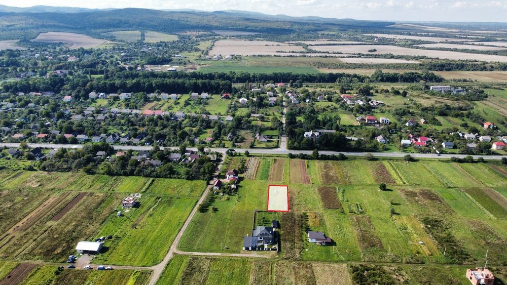 Земельна ділянка в новому житловому кварталі с.Любінці!!!
