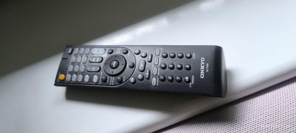 Amplituner Onkyo 5 + 1