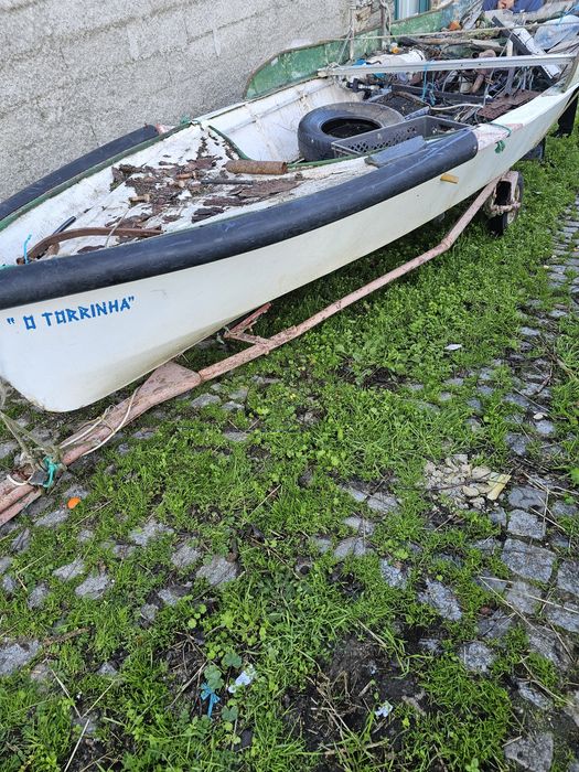 Barcos de pesca de água doce