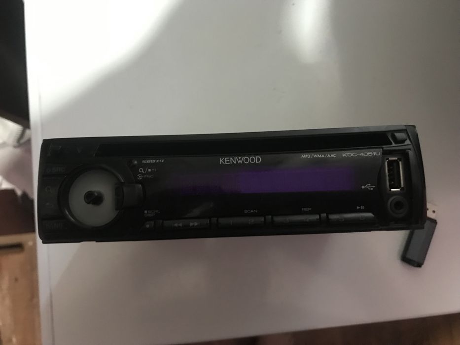 продам автомагнітолу kenwood kds 4051 u