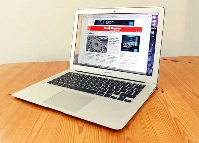 Macbook Air 2015 para peças s/ disco