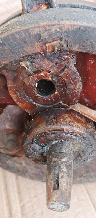 Колінвал іж планета новий