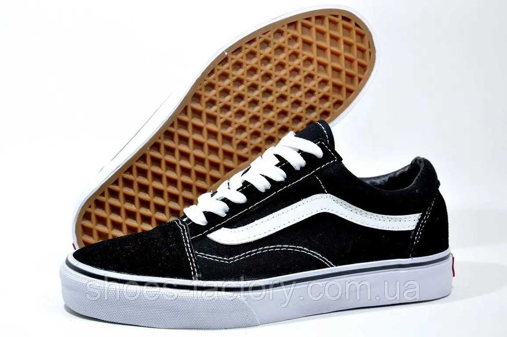 Кросівки унісекс Vans Old Skool Black/White код 3490129