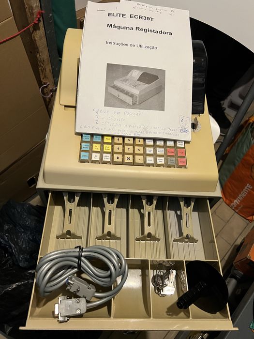 Maquina registadoura