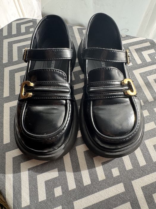 Туфлі на дівчинку