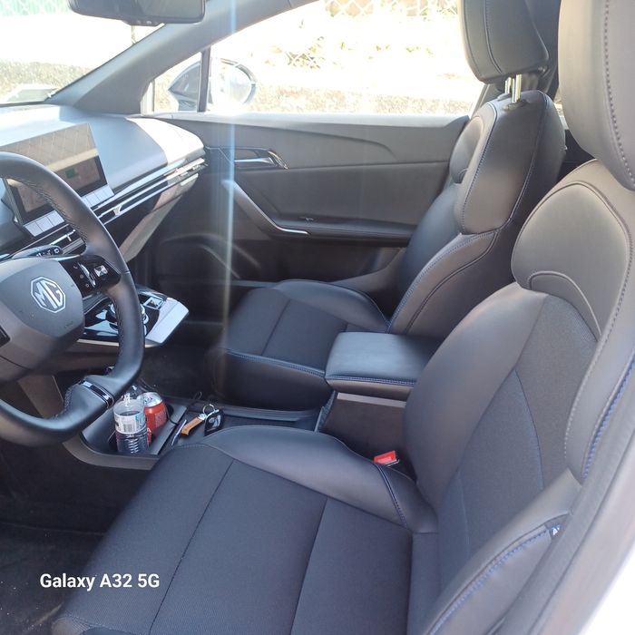 Tenho 2 Automóveis Peugeot e-2008:=295€/semana e Mg4=320€  para  TVDE