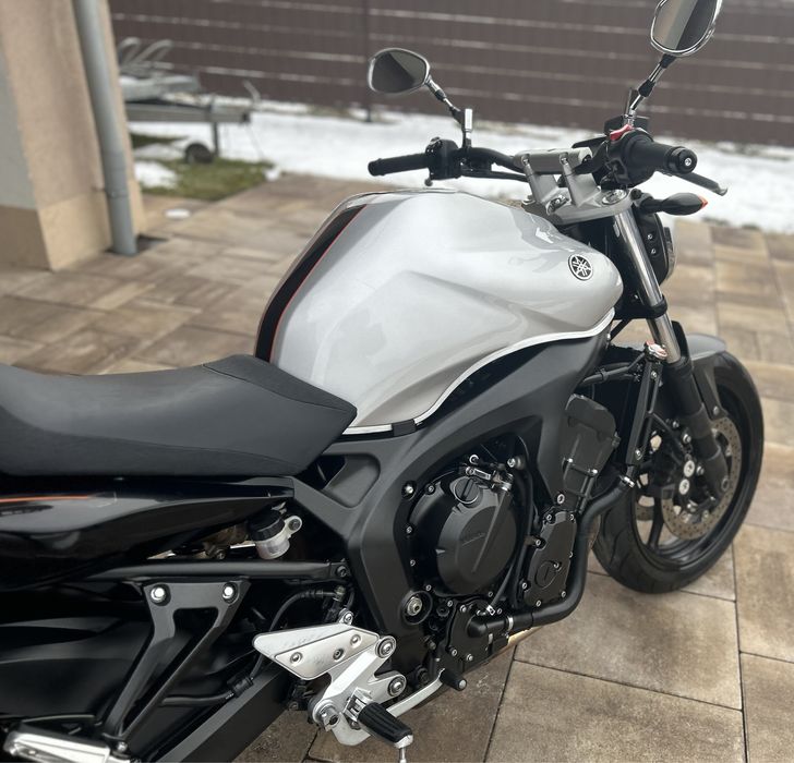 Yamaha FZ6 super stan! FZ6 S2! Warto!