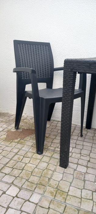 Mobiliário de  terraço 1 mesa + 2 cadeiras  Caribe cinza