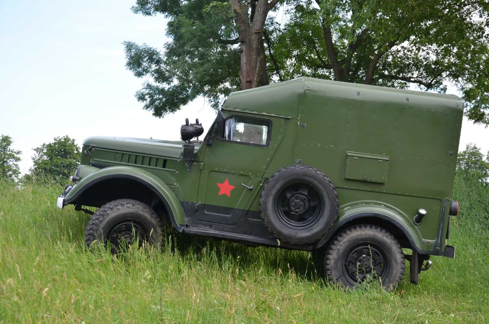 GAZ 69 M radiostacja