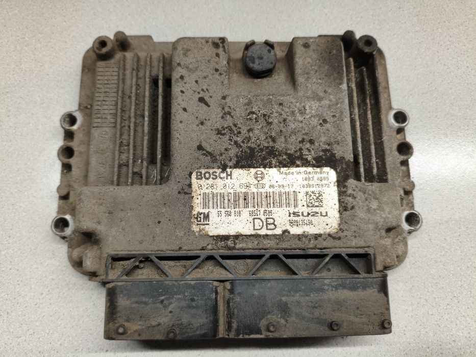 Sterownik silnika Opel Astra H 1.7 CDTi Z17DTH