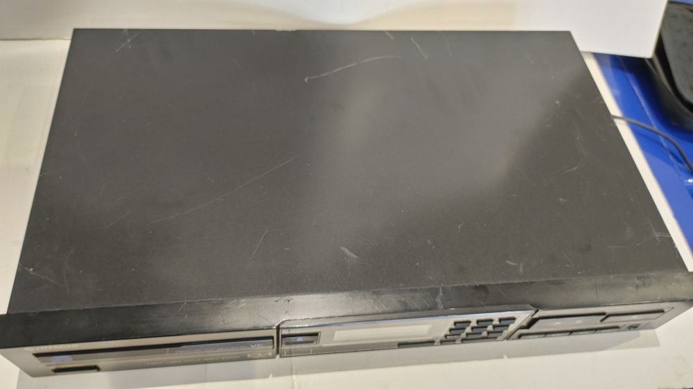 Hitachi DA-401 odtwarzacz CD