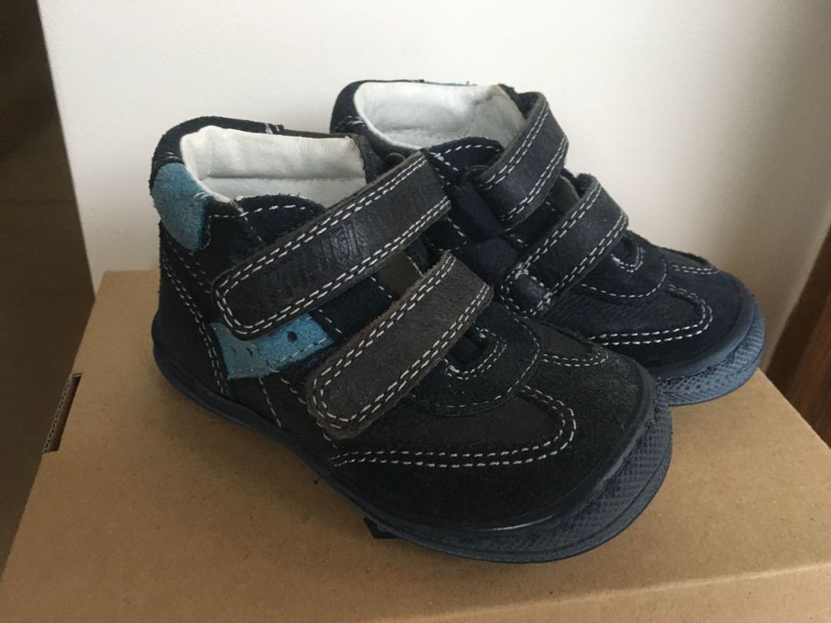 NOWE buty dziecięce PRIMIGI r. 19