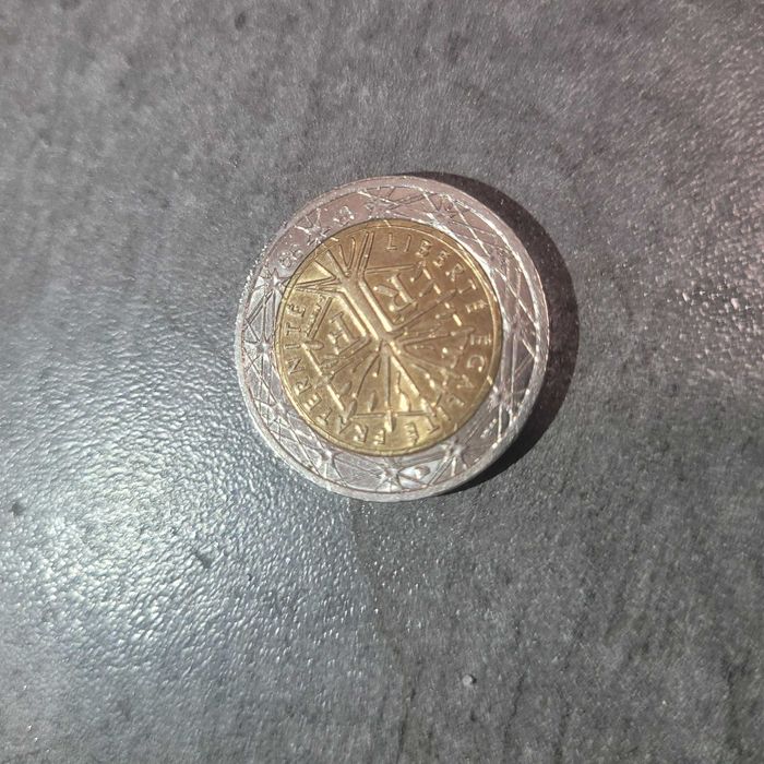 RARE - 2 Euro Coin France 1999 Liberte Egalite Fraternite Misminting
