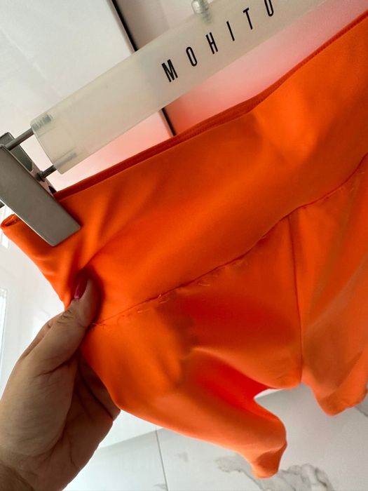 Legginsy rozmiar 36 marki asos