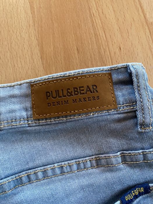 Jeansy Pull&Bear