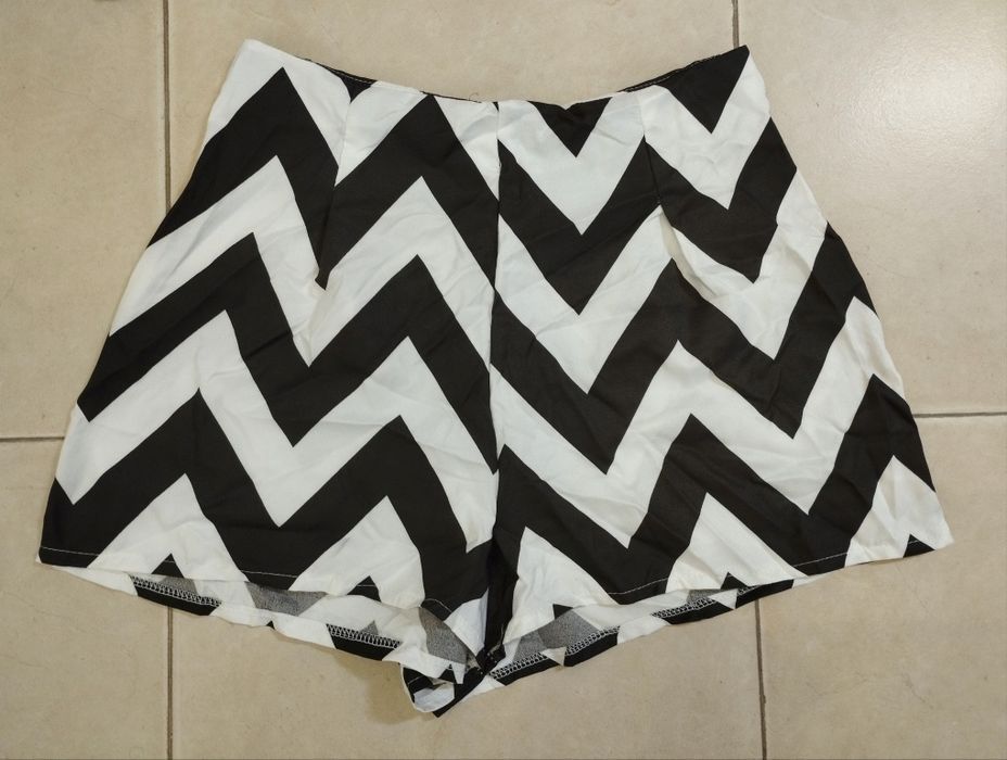 Conjunto Preto e Branco Novo