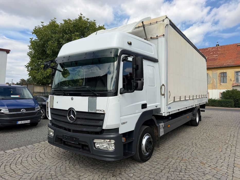 Mercedes-Benz