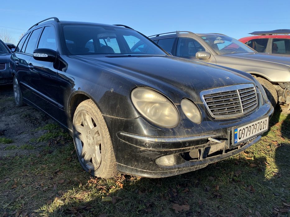 Крило крыло передне праве ліве Mercedes-Benz W211 E-Class 3.2 2.7 CDI