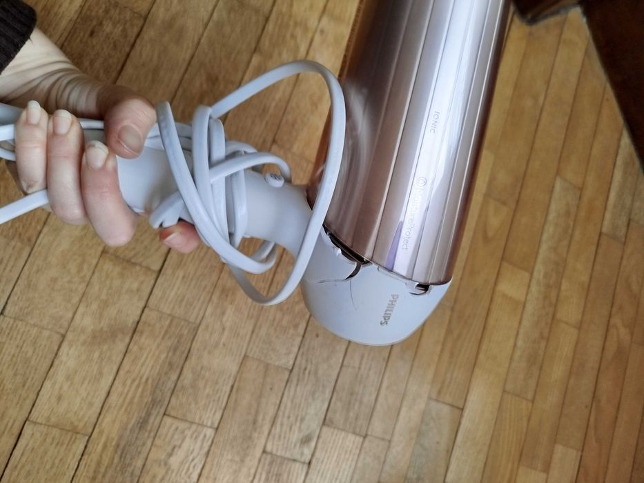 Фен philips moistureprotect ionic