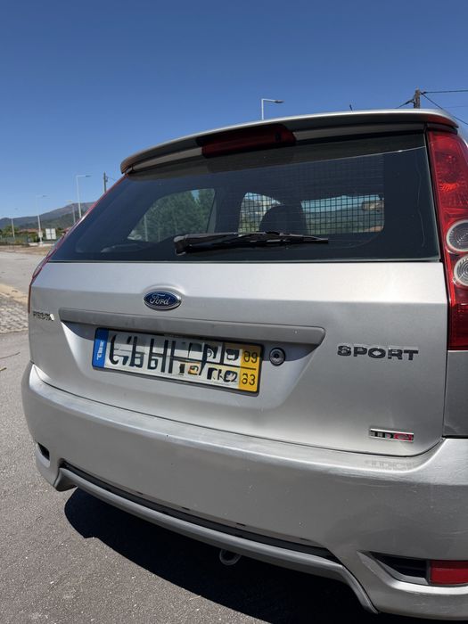 Ford fiesta 1.6 90cv sport van