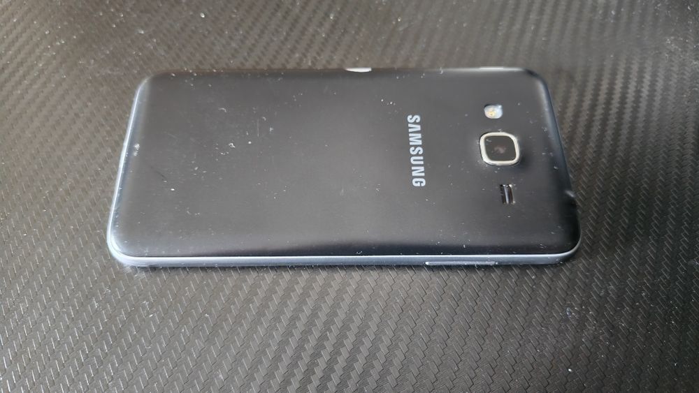 Samsung J3 Super Amoled + ładowarka