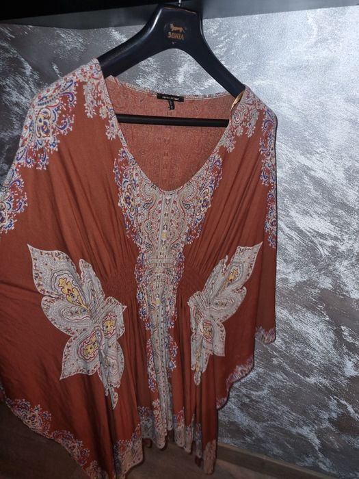 Piękna tunika w stylu boho,  cudnie się prezentuje.