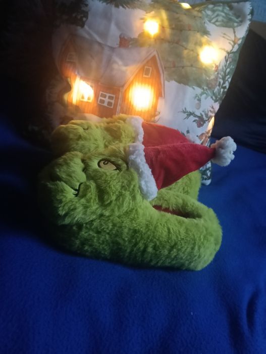 Pantofle dziecięce Grinch nowe bez metki