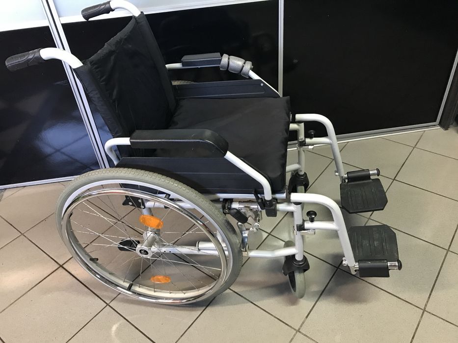 Wózek inwalidzki składany