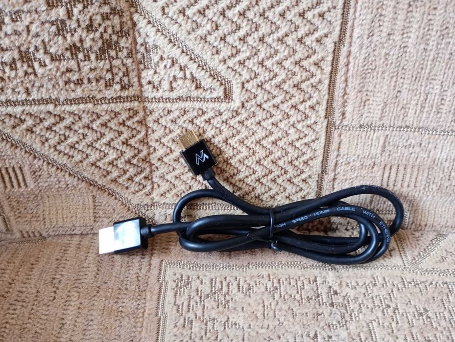 Kamel HDMI - mini HDMI, bardzo elastyczny