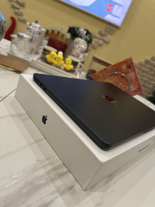 Macbook Air 13.6 M2 2022 100%АКБ 8/256 neverlock A2681 макбук аир м2 не макбук м1 или про