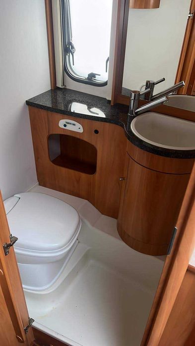Caravana Hymer modelo Nova GL