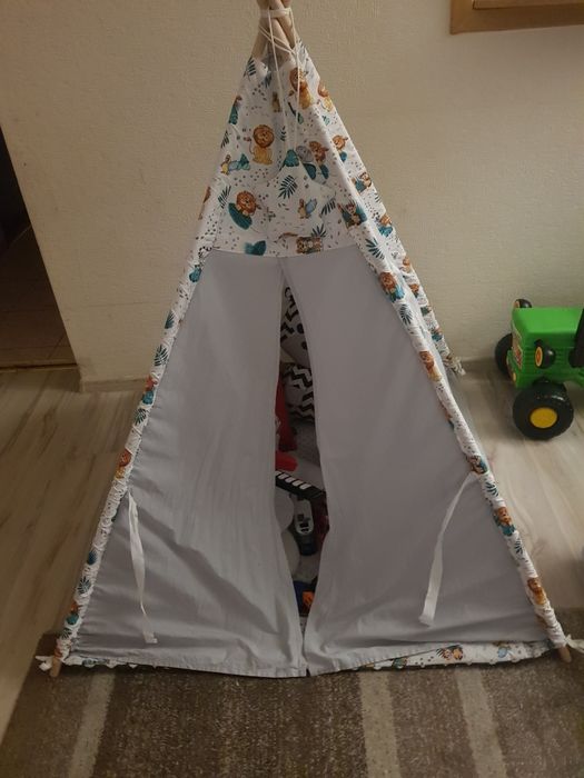 Namiot Tipi dżungla pilnie