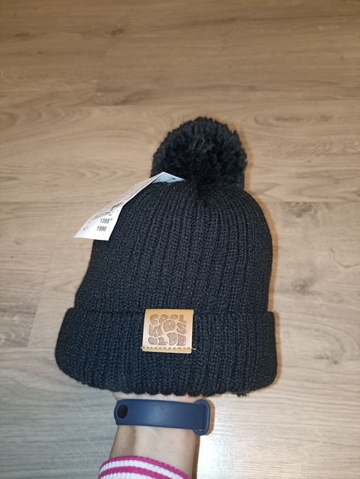 Нова тепла шапка на хлопчика
