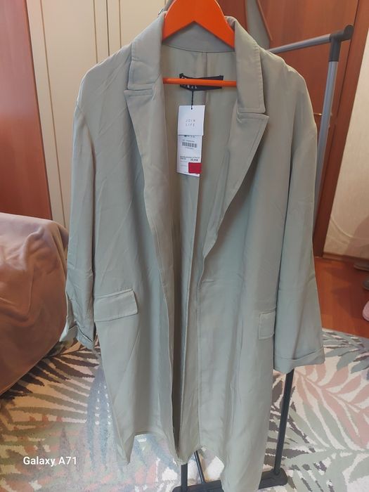 Тренч Zara. Пиджак, тренч лёгкий