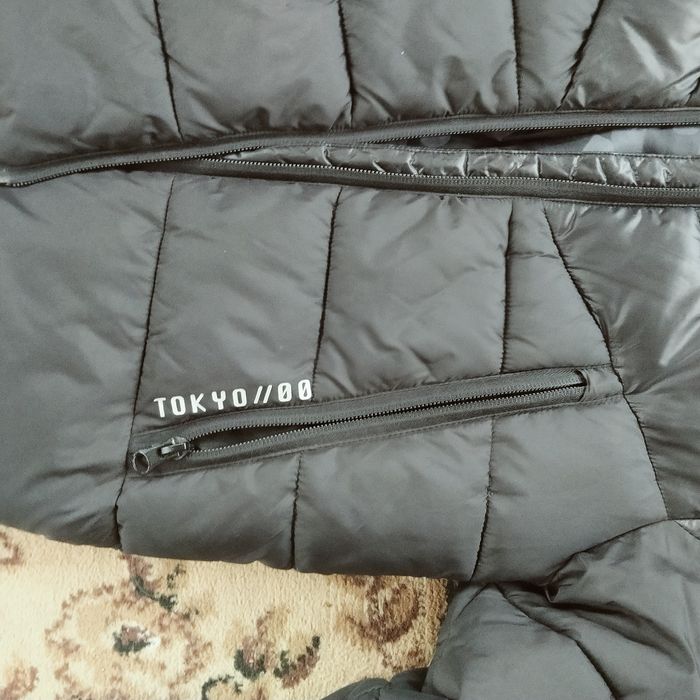 Продам курточку на мальчика! Новую!