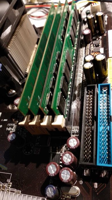 копмлект ASUS M2N SLI + proc + 4Gb