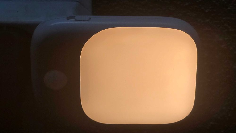 Luz de presença com sensores de presença e de luz