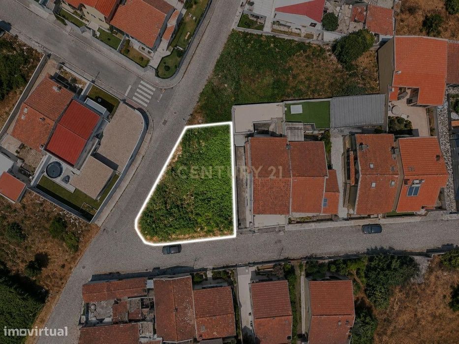 Terreno com projeto de arquitetura | Alfena