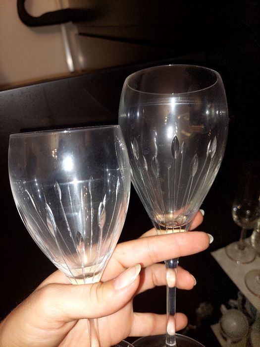 3 conjuntos diferentes de copos de cristal