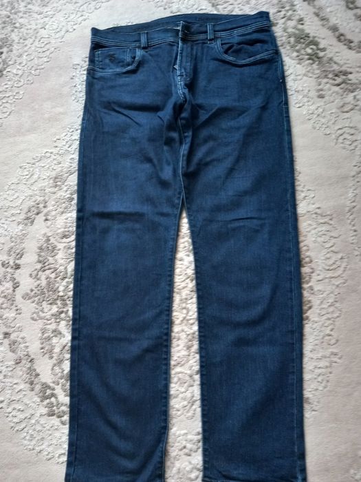 Продам чоловічі джинси фірми SCISSOR SCRIPTOR