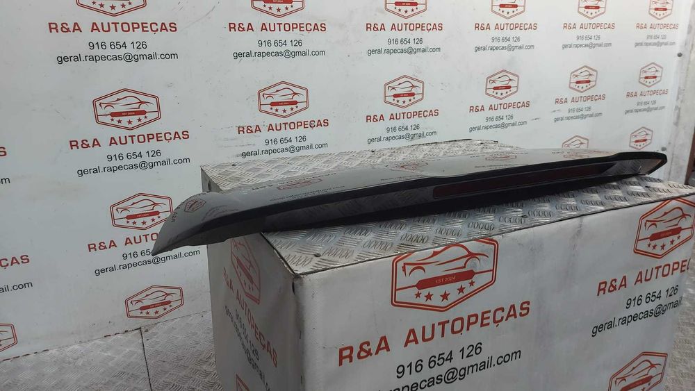 Spoiler Aileron Mercedes Class A W176 Terceiro Stop Original