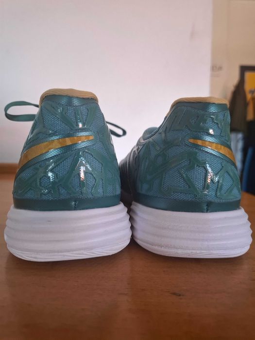 Vendo sapatilhas futsal gato II Nike
