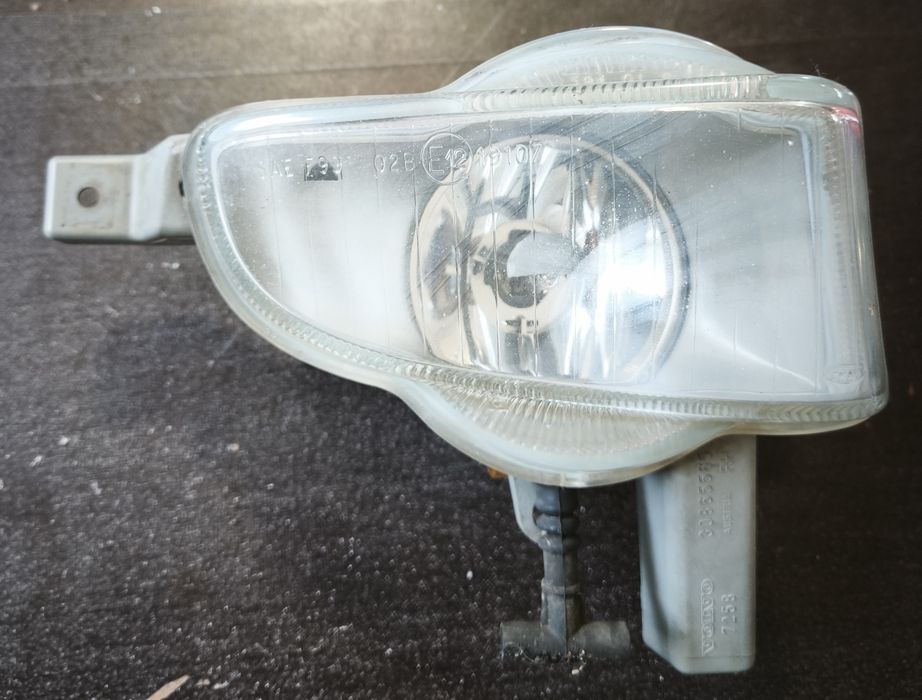 Farol Nevoeiro Volvo V40 S40 2000-2004